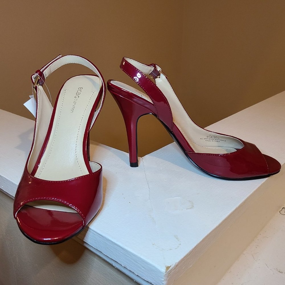 "BCBGeneration" SLING BACK PUMPS - NEW WITH TAG